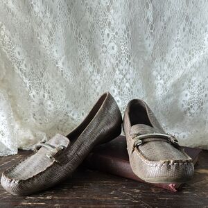 Naturalizer Taupe Textured Loafers Comfort Flats Size 7